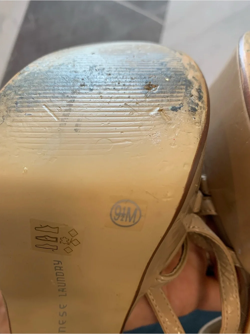 Chinese Laundry shiny patent